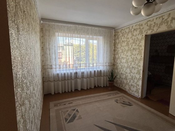 Продам 2 комнатную Кам'янське