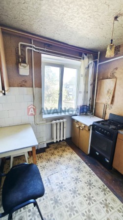 Продам 3 кімнатну квартиру в цегляному будинку - фото 1