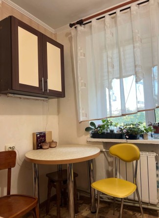 Від власника! Трикімнатна квартира з хорошим житловим ремонтом, газ. - фото 1