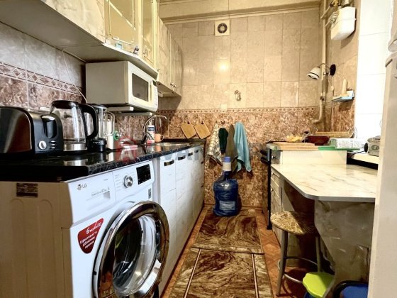 Продається 2-кімнатна квартира з роздільними кімнатами Кам'янське