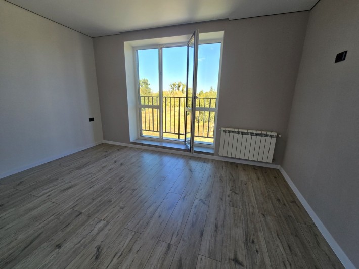 Продаж сучасної квартири з ремонтом - фото 1