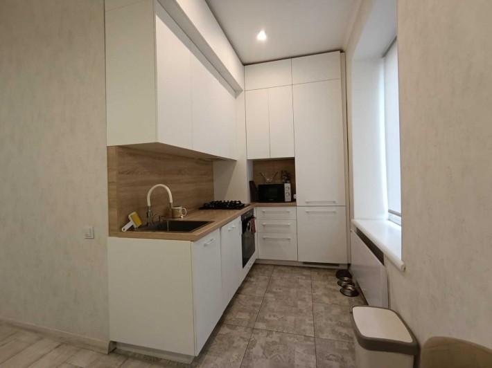 ПРОДАЖ 3-кімн. з АЕО у центрі міста (А) - фото 1