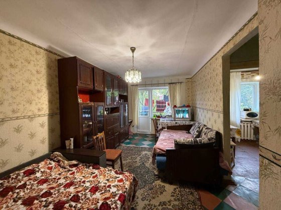 1 кімн., 2/5,  Меблі, Техніка, Центр –Манаєнкова (Комунарна) Кам'янське