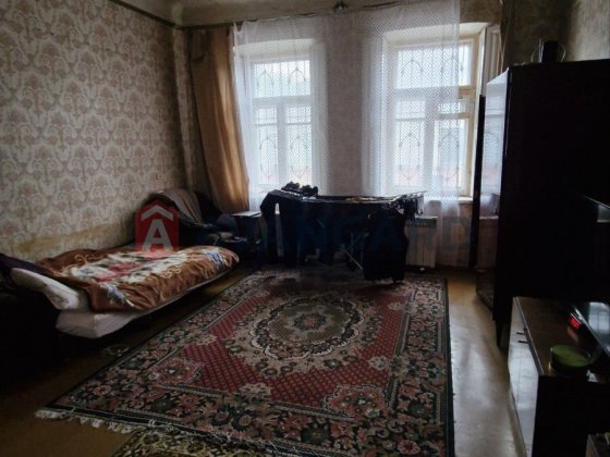 Продам 3к. квартиру у центрі міста. Каменское