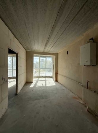 Велика Євро 2к квартира, кухня 20м2 - фото 1