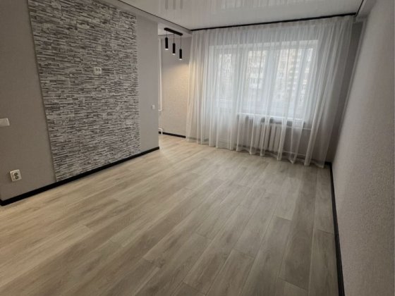 Продам 2х.комнатную 2/5 квартиру ! Кам'янське