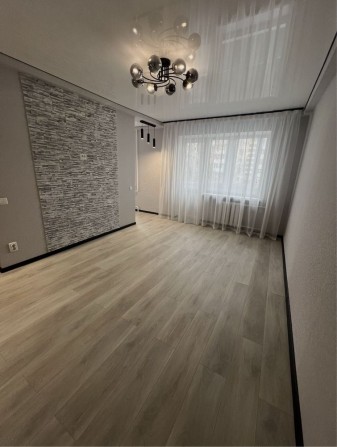 Продам 2х.комнатную 2/5 квартиру ! - фото 1