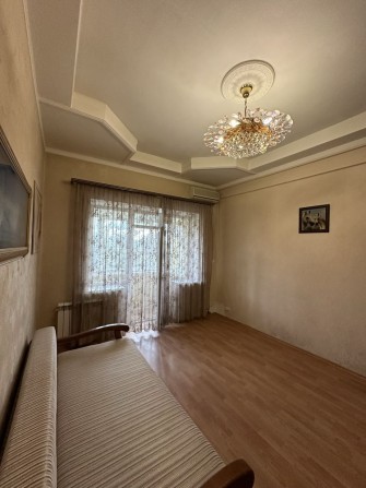 Продаж 2-кімнатної Сталінки. Центр. - фото 1