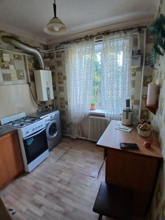 Продам 2-кімнатну квартиру на Черемушках - фото 1