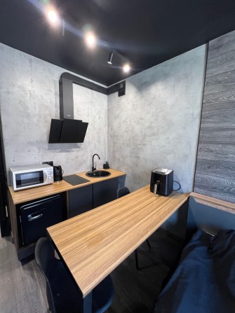 Продаж квартири в Гостомелі з новим ремонтом - фото 1