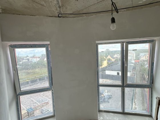 Продаж 2к квартири з частковим ремонтом ! Газ, балкон ! Гостомель