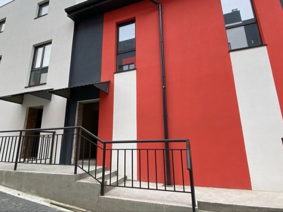 Чері Хаус, клубний будинок з газом. Гостомель