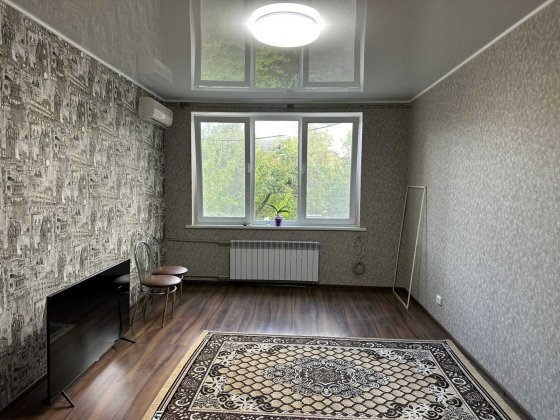 Продам 2-кімнатну квартиру в м. Жовті Води Дніпропетровської області Жовті Води