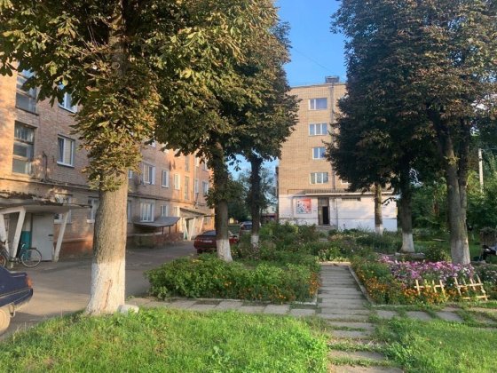 № продам 3-кімнатну квартиру, центр Здолбунова — вул. Незалежності, 36 Здолбунов