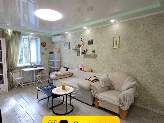 Продам 2к  СТУДИЯ на Днепрострое , Є-відновлення Кам'янське