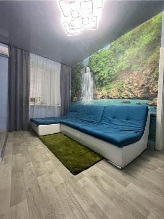 Продам свою двушку в центре(Аношкина 49) - фото 1