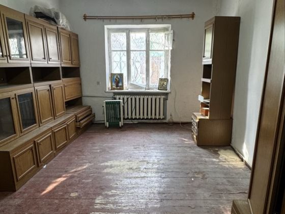 Продам 2-комнатную жэковскую квартиру Центр Ізмаїл