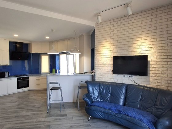 Продам комфортную евродвушку ! Черноморск