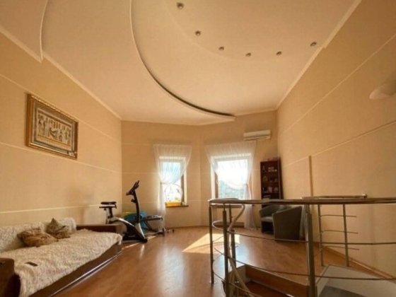 Просторная 2 уровневая квартира у моря Чорноморськ