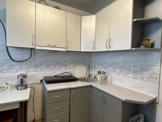 Тёплая 2-комнатная квартира на Днепрострое, рядом с университетом Кам'янське