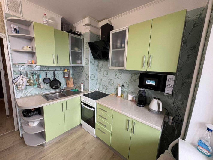 Двокімнатна квартира з ремонтом біля курортного ринку - фото 1