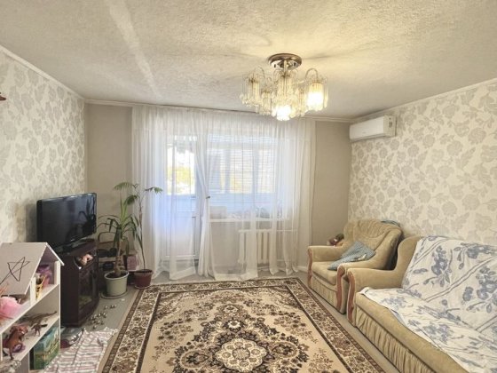 В продаже 3ка,ЧЕШКА,центр города,средний этаж,ТОРГ! Чорноморськ