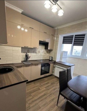 Сучасна квартира в Чорноморську - фото 1