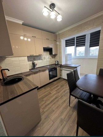 Квартира з капітальним ремонтом та красивим краєвидом м.Чорноморськ - фото 1