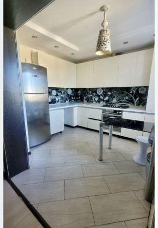 Продам 5-комн. квартиру, левый берег. Газ автономка. А - фото 1