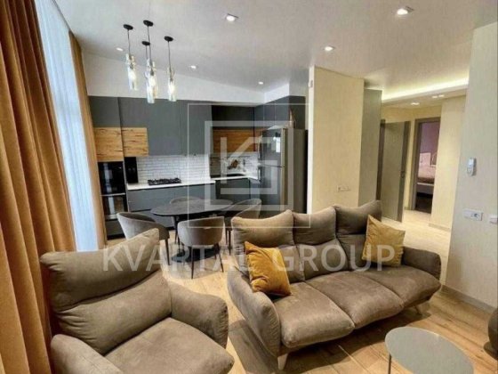 Продаж 3 кімнатного шикарного великого пентхайсу з 2 терасами Гостомель