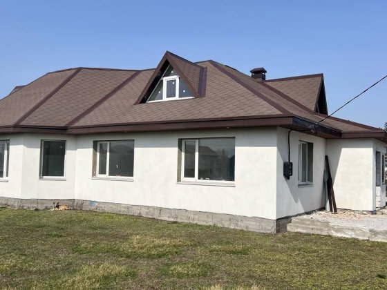 Продам 2-х этажный дом новостой в Куриловке Каменское