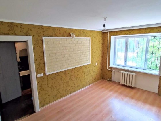 3-х комнатная квартира 1/5 Кам'янське