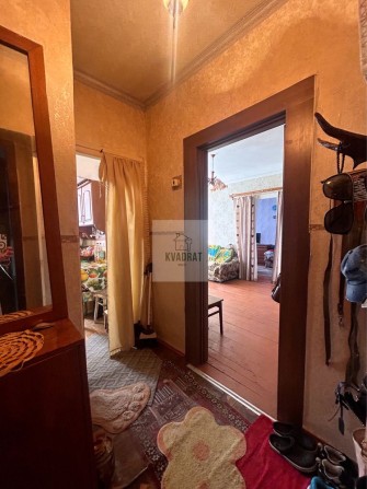 Продам 2-х кімнатну квартиру з гаражем в центрі міста - фото 1