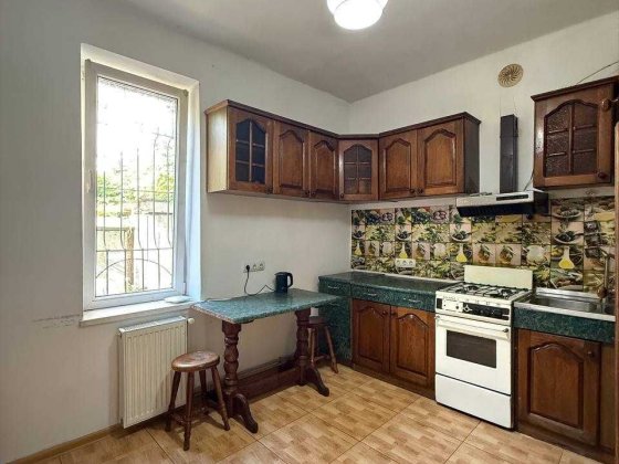 Продаж 4 кімн. квартири з власним подвір'ям Калуш