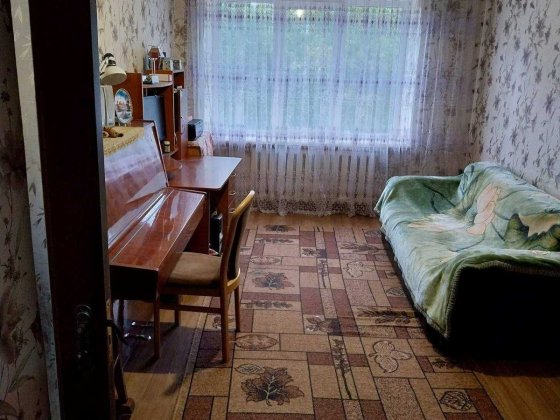 Продам 2-х кімнатну квартиру у центрі Каменец-Подольский