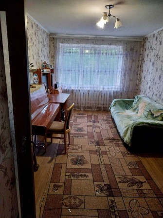 Продам 2-х кімнатну квартиру у центрі - фото 1