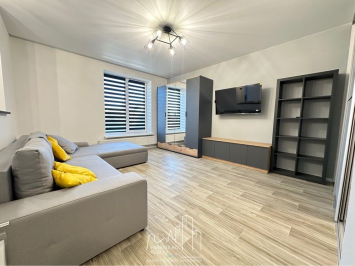 Продам оригінальну 1-о кімнатну квартиру з ремонтом! - фото 1