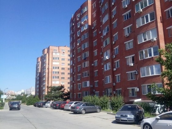 Продам 2 комнатную возле моря Чорноморськ