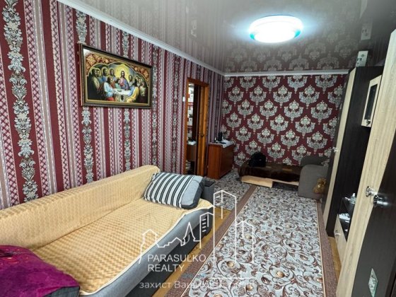 Продам 1-к в центрі міста Каменец-Подольский