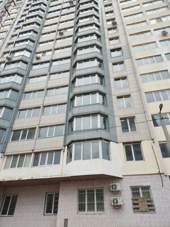 Продам двухкомнатную квартиру - фото 1