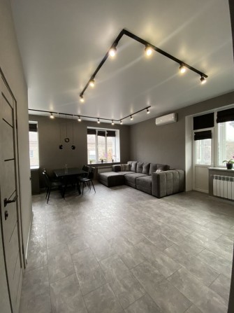 3 к.Сталинка в центре Галины Романовой!ОСББ!Собственник. - фото 1