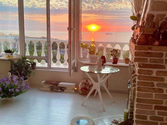 Продам 1к.кв. с большой кухней-студией и видом на море в г. Черноморск Чорноморськ