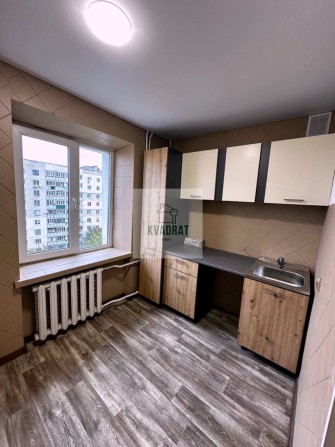 Продам 1-кімнатну квартиру з готовим ремонтом та меблями - фото 1