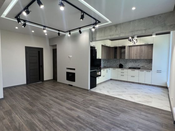 Продам 3 к с АОг Центр Сталинка Каменское