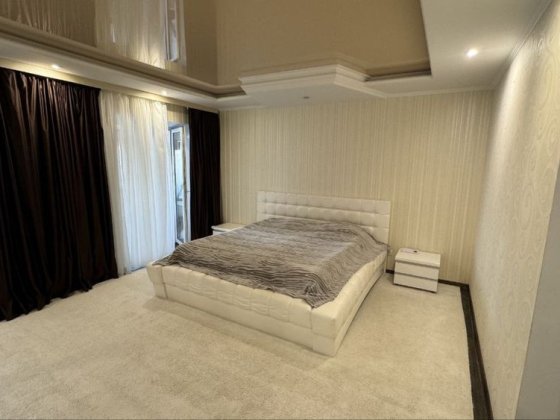 Продам 3 комн 117м 9 микр 3 этаж Кирпичный дом Каменское