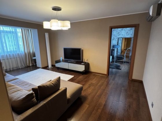 Продам большую 3-ком.кв/165м2 (3в1) Левый берег,3мкрн Кам'янське