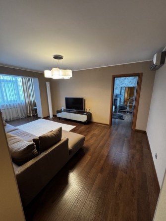 Продам большую 3-ком.кв/165м2 (3в1) Левый берег,3мкрн - фото 1