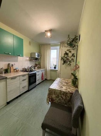 Продам 3 комнатную чешку в хорошем состоянии - фото 1