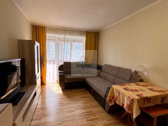 Продам чудову 3-х кімнатну квартиру  в центрі міста Каменец-Подольский