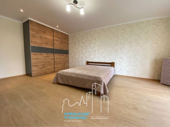 Продам однокімнатну нову студію на мікрорайоні! - фото 1